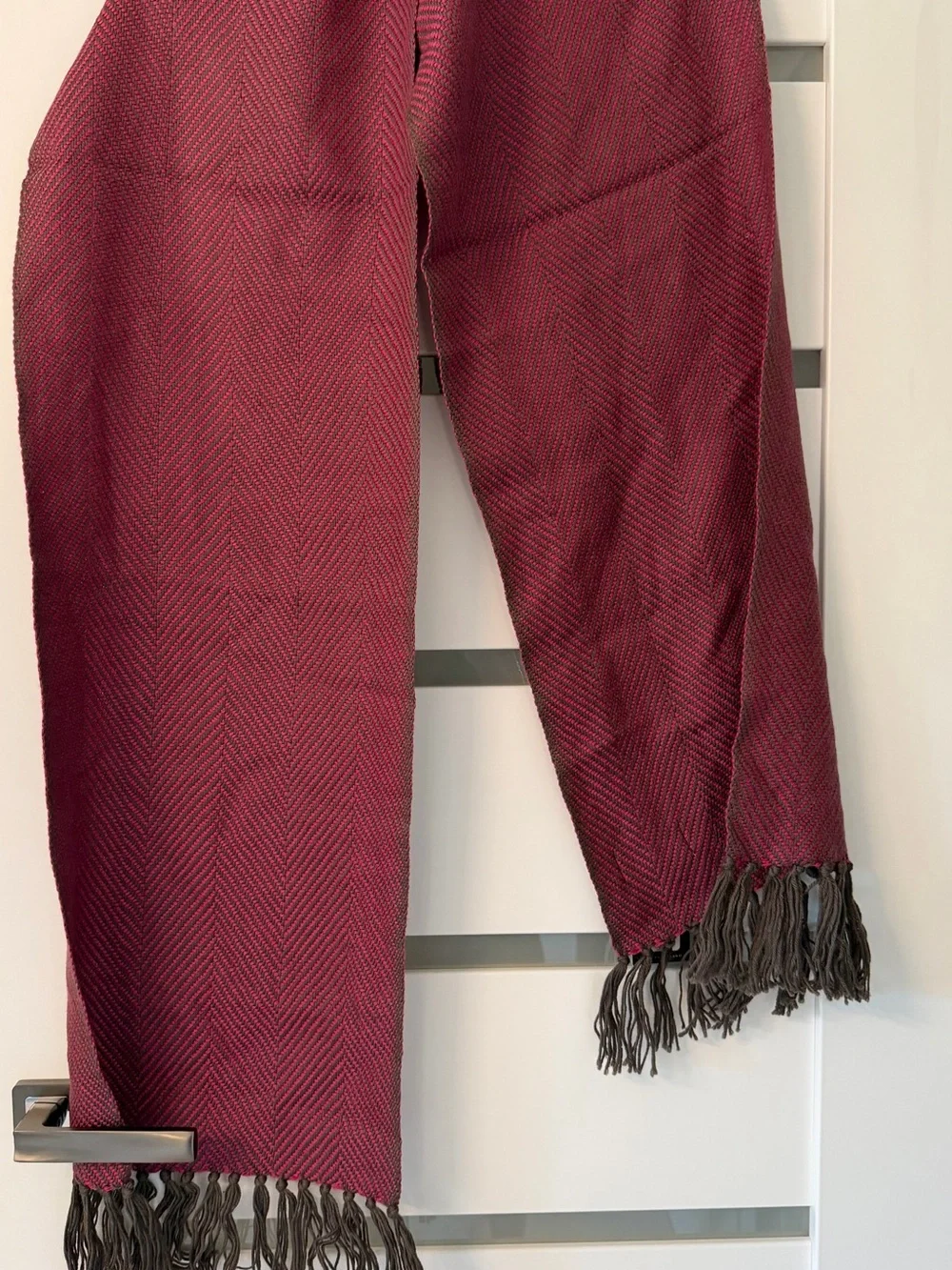 Unisex Woven Merino Mucros Weavers Wool Scarf in Deep Burgundy with Fringe